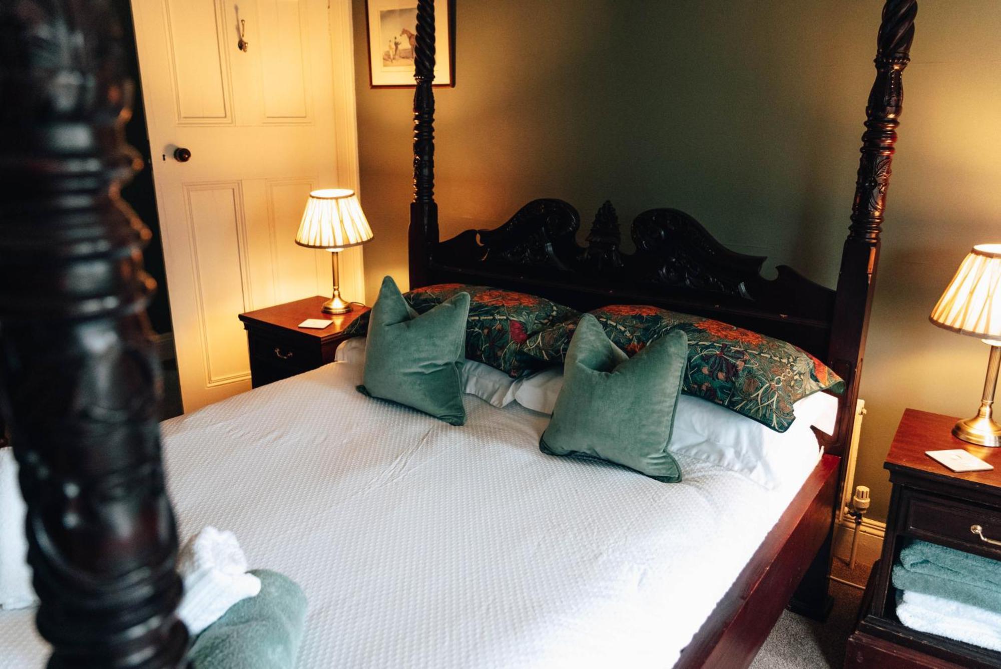 Luxury Accommodation In County Antrim With Riverside Hot Tub Kells Exterior photo